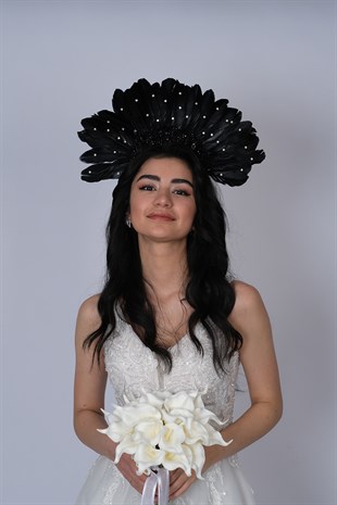 Special Design Bridal Henna Crown with Black Eagle Feathered Stone