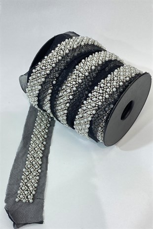 Siyah Zeminli İnci ve Kum Boncuk İşleme Şerit 1 mt