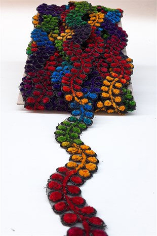 Su Yolu Desenli Antik Şerit Güpür