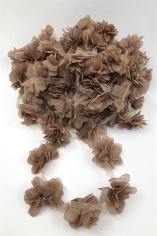 Sütlü Kahverengi Lazer Kesim Tül Çiçek