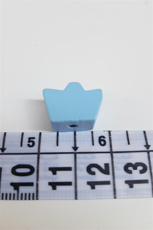 Taç Motifli Açık Mavi Ahşap Boncuk