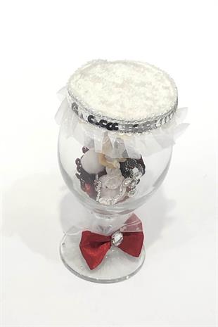 الجملة العروس العريس دبوس حامل