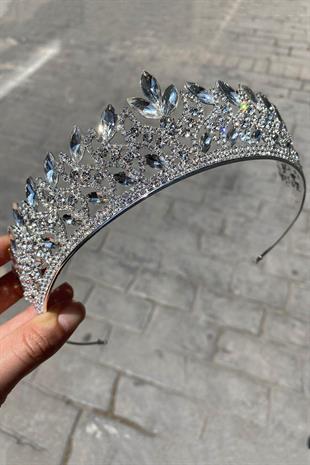 الجملة فضية اللون المكوك منقوشة تاج الزفاف لينا