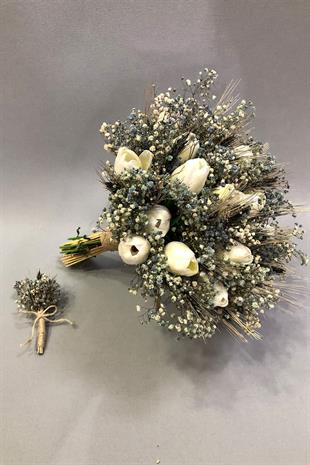 باقة العروس بالجملة مع التيوليب الرطب ورقائق الفيروز