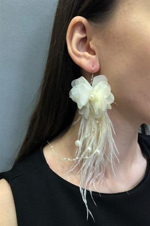 Toptan Krem İncili Çiçekli Tüylü Küpe