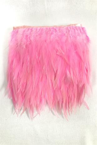 الجملة اللون الوردي ريشة الديك