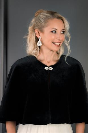 سرق الفراء الأسود الطويل بالجملة بوليرو الزفاف مع بروش