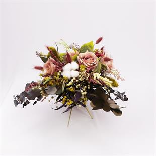 باقة الزفاف الملونة بالجملة مع زهور الأوكالبتوس ومسحوق الزهور