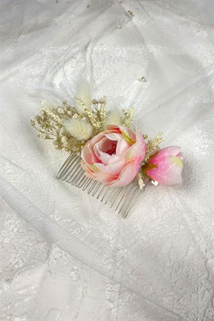 Tüylü ve Cipso Çiçekli Taraklı Saç Aksesuarı