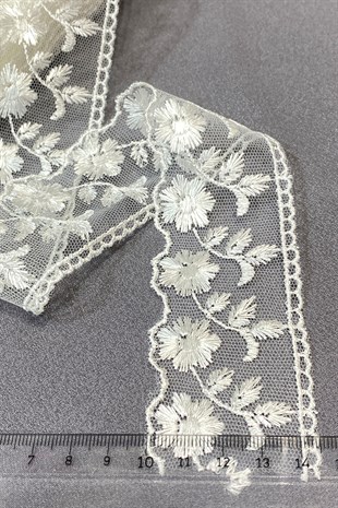 Yaprak Desenli Kenar Güpür Dantel Fisto 9 mt