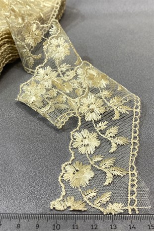 Yaprak Desenli Kenar Güpür Dantel Fisto 9 mt