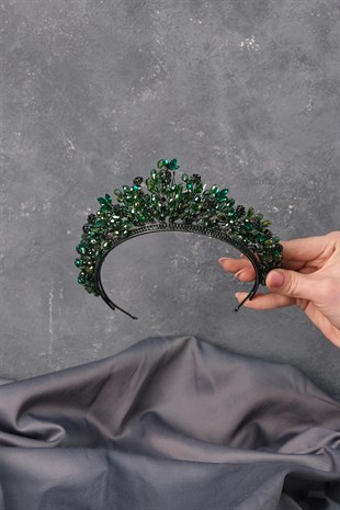 Green Akbahar Bridal Henna Crown