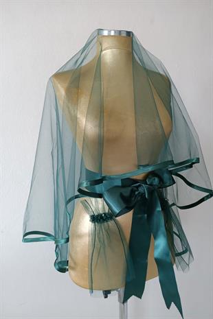 Yeşil Biyeli Zarif Sade Tasarım Gelin Kına Yüz Örtüsü