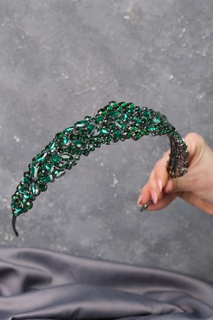 Green Ela Band Model Bridal Crown Hair Accessory