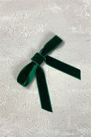 Yeşil Fiyonklu Kadife Kurdeleli Saç Tokası