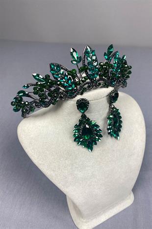 Green Jabbah Bead Embroidered Bridal Henna Crown and Shuttle Earrings