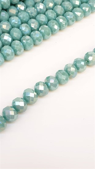 Yeşil Kristal Boncuk 8 mm