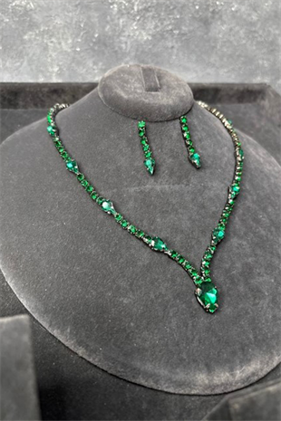 Yeşil Renk Taşlı Kolye Küpe Set Su Yolu Lüks Işıltılı Gelin Düğün Abiye Takı