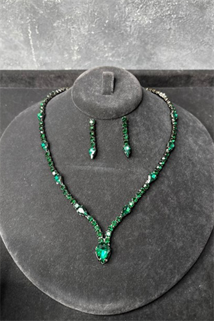 Yeşil Renk Taşlı Kolye Küpe Set Su Yolu Lüks Işıltılı Gelin Düğün Abiye Takı