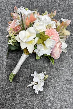 Yıldız Çiçekli İncili Karışık Gelin Çiçeği Ve Damat Yaka Çiçeği