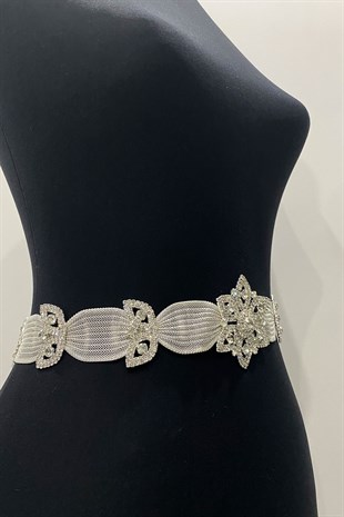 حزام ألباني من القش والحجر مزين بنجمة