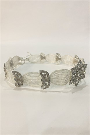 حزام ألباني من القش والحجر مزين بنجمة