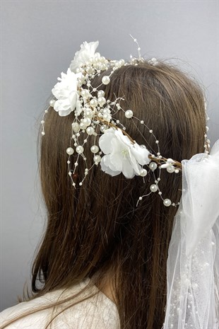 Intense Pearly Bow Special Design Bridal Crown and Accessory