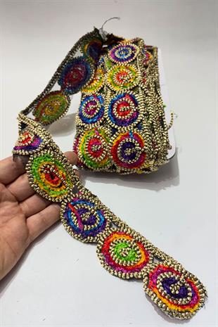 Yuvarlak Desenli Antik Şerit Güpür