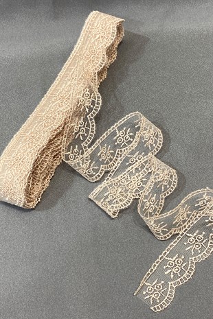 Yuvarlak Kenar Güpür Dantel Fisto 9 mt