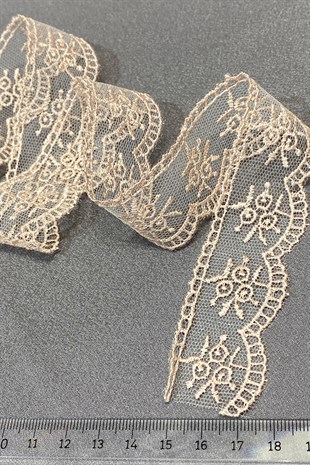 Yuvarlak Kenar Güpür Dantel Fisto 9 mt