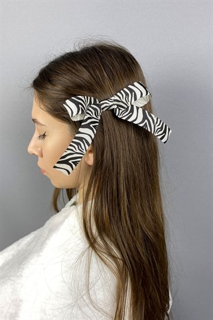 Zebra Desenli Fiyonklu Saç Tokası