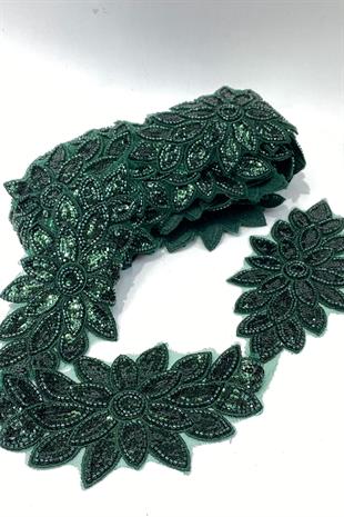 Zümrüt Yeşili Boncuk İşlemeli Çiçek Desen Baklava Geniş Şerit Aplik 1 Metre