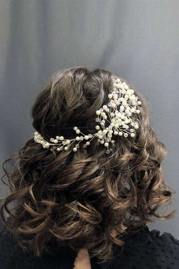 Helen Hair Accessory with White Crystals and Pearls