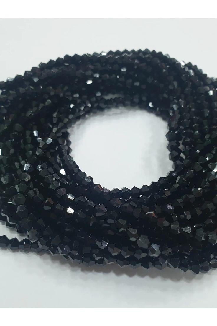 4mm Piramit Siyah Kristal Boncuk (10 DİZİ)