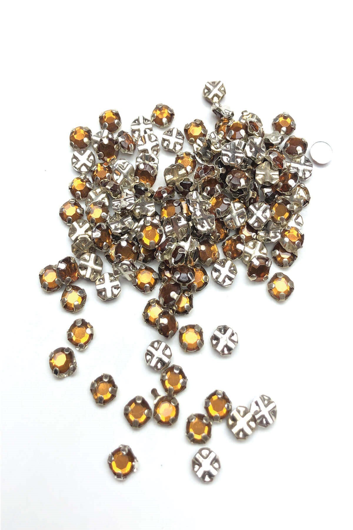 حجر تبختر صغير بني فاتح 25 قطعة