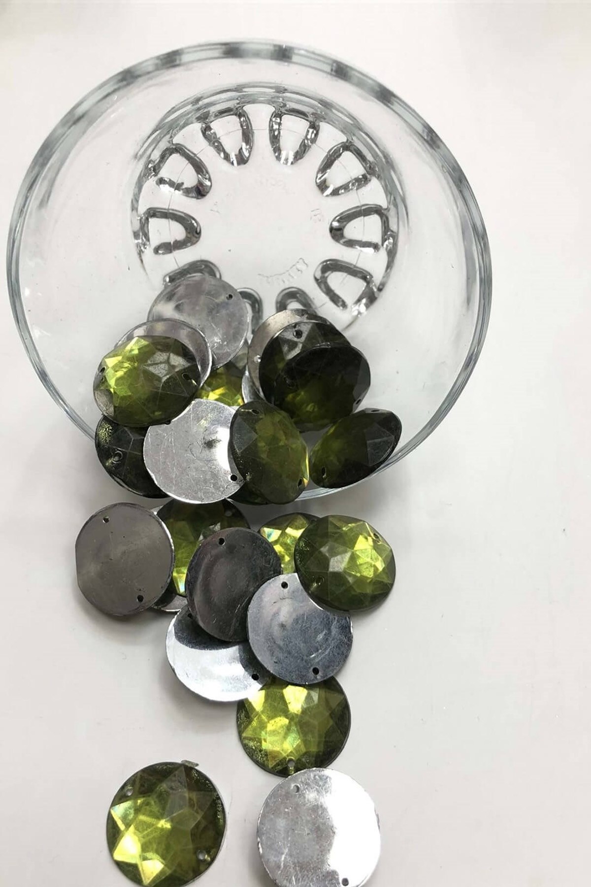 Light Green Round Plastic Stud Stone 20 pcs