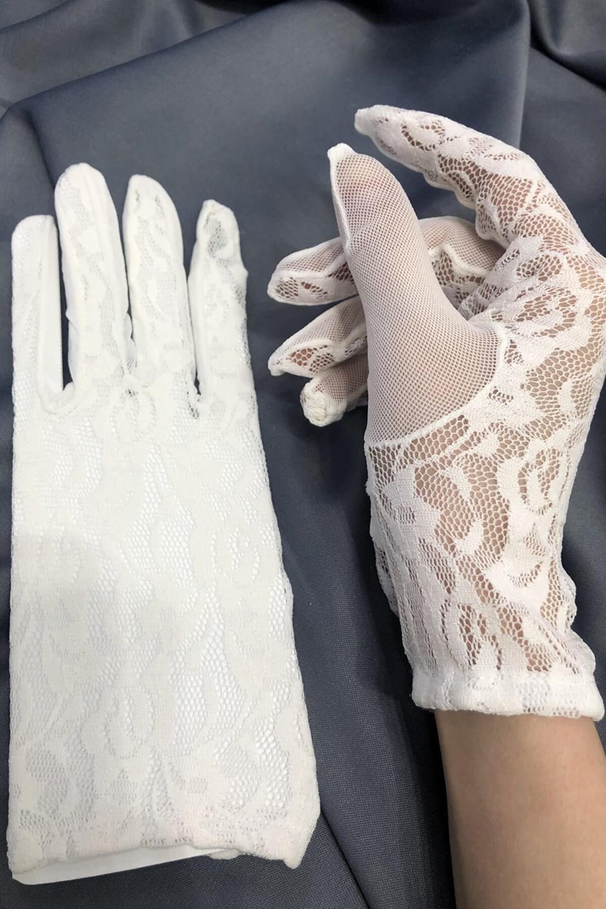Wholesale White Patterned Lace Gloves