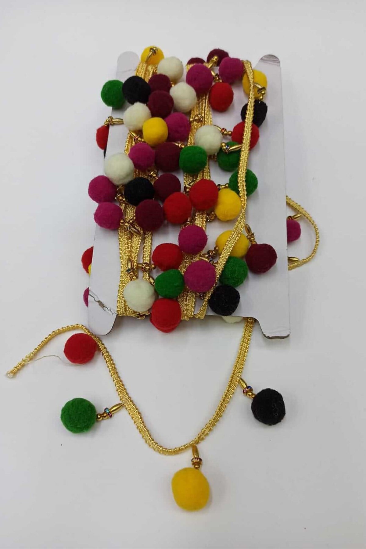 Boncuklu Ponponlu Saçak Şerit