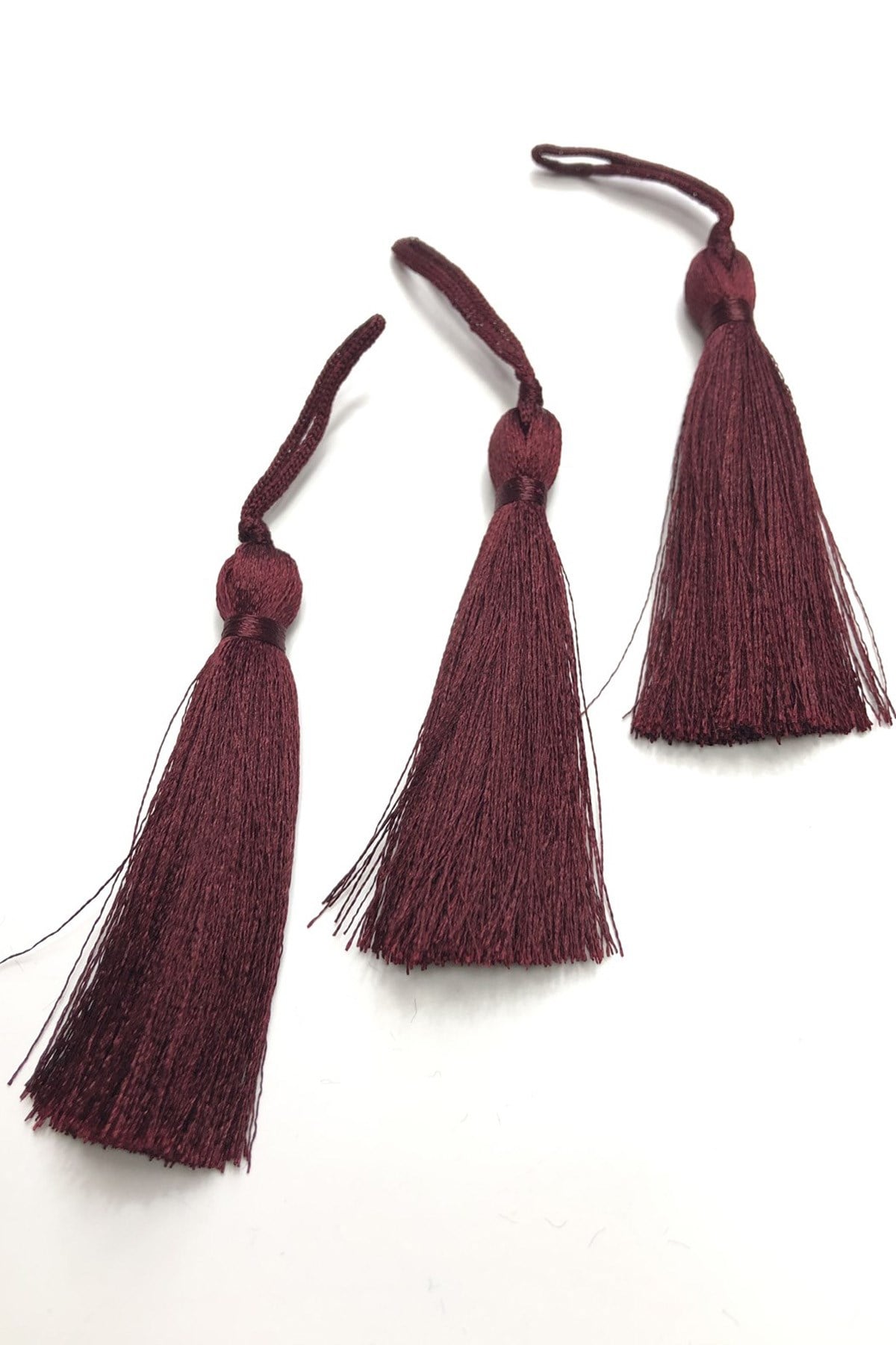 Claret Red Single Tassel 10 Pieces 7 cm