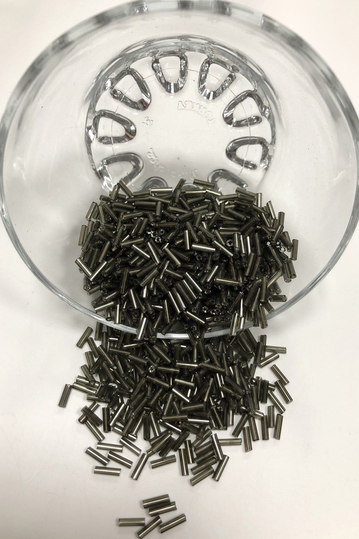 Anthracite Smoked Pipe Beads 5 mm