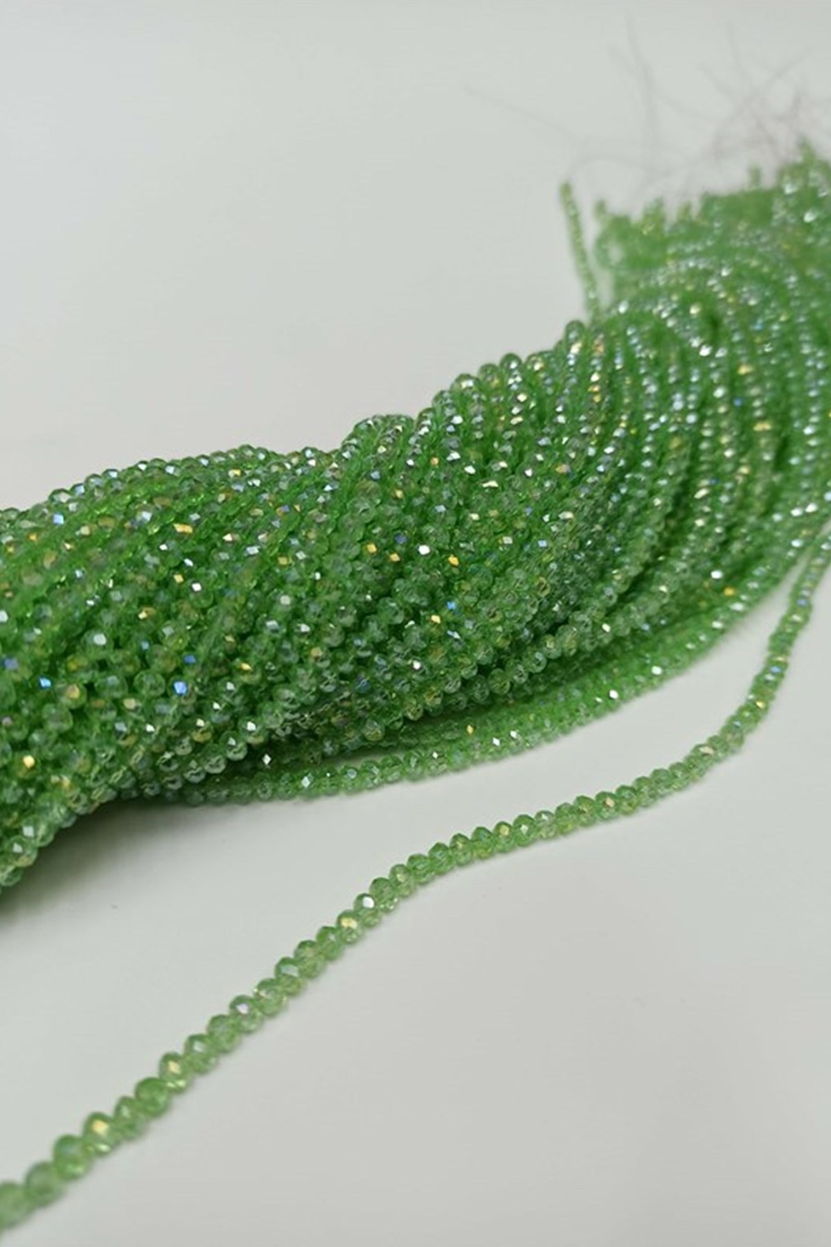 Sprouts Dark Crystal Beads 4 mm
