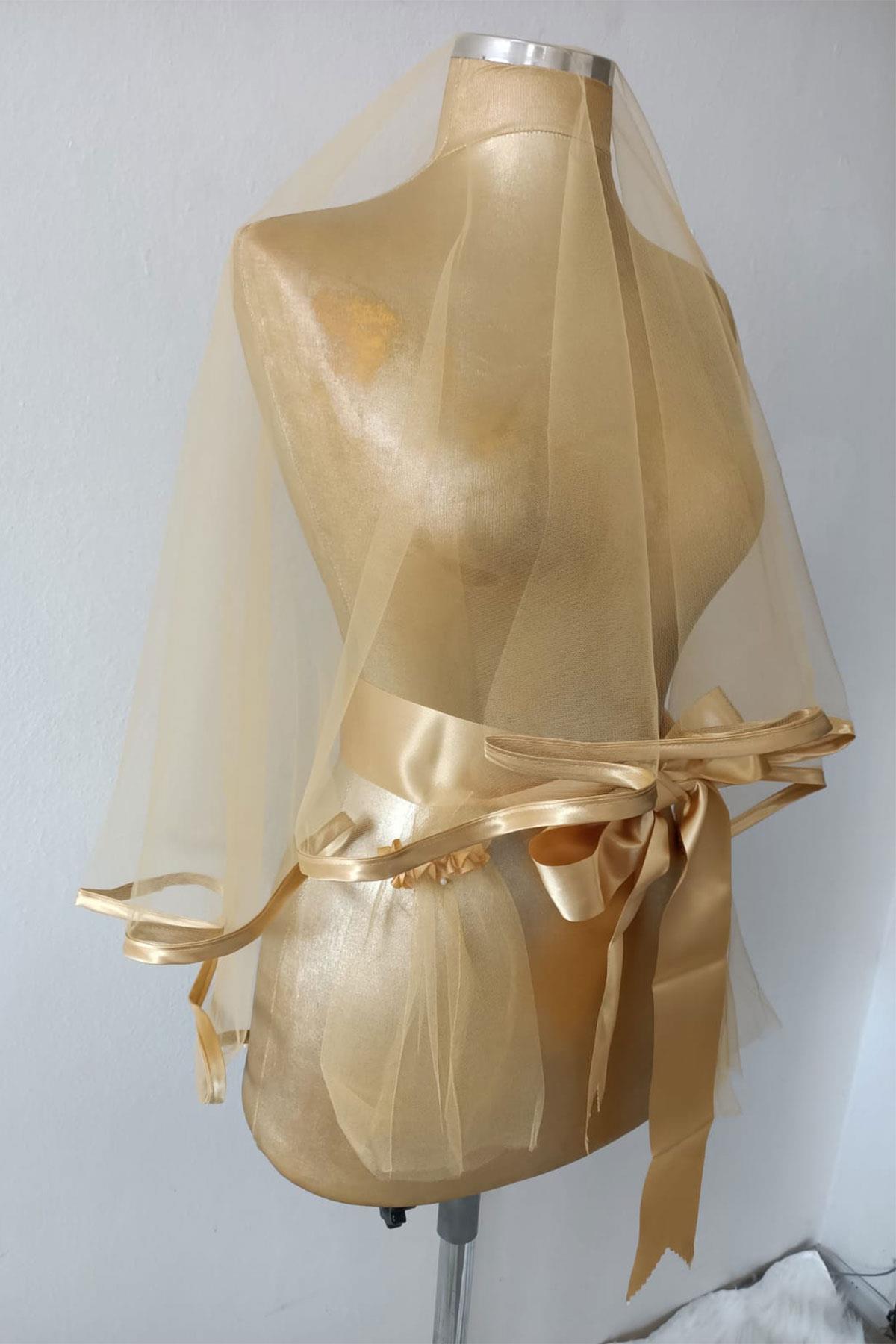 Gold Rengi Biyeli Zarif Sade Tasarım Gelin Kına Yüz Örtüsü