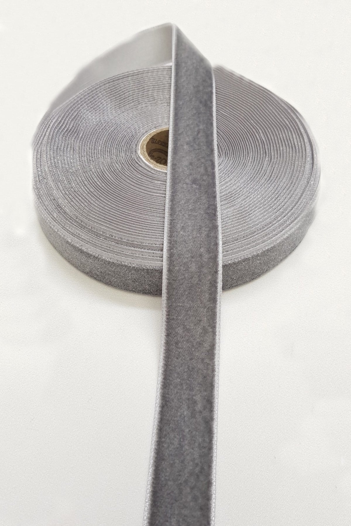 Gri Kadife Kurdele 2 cm