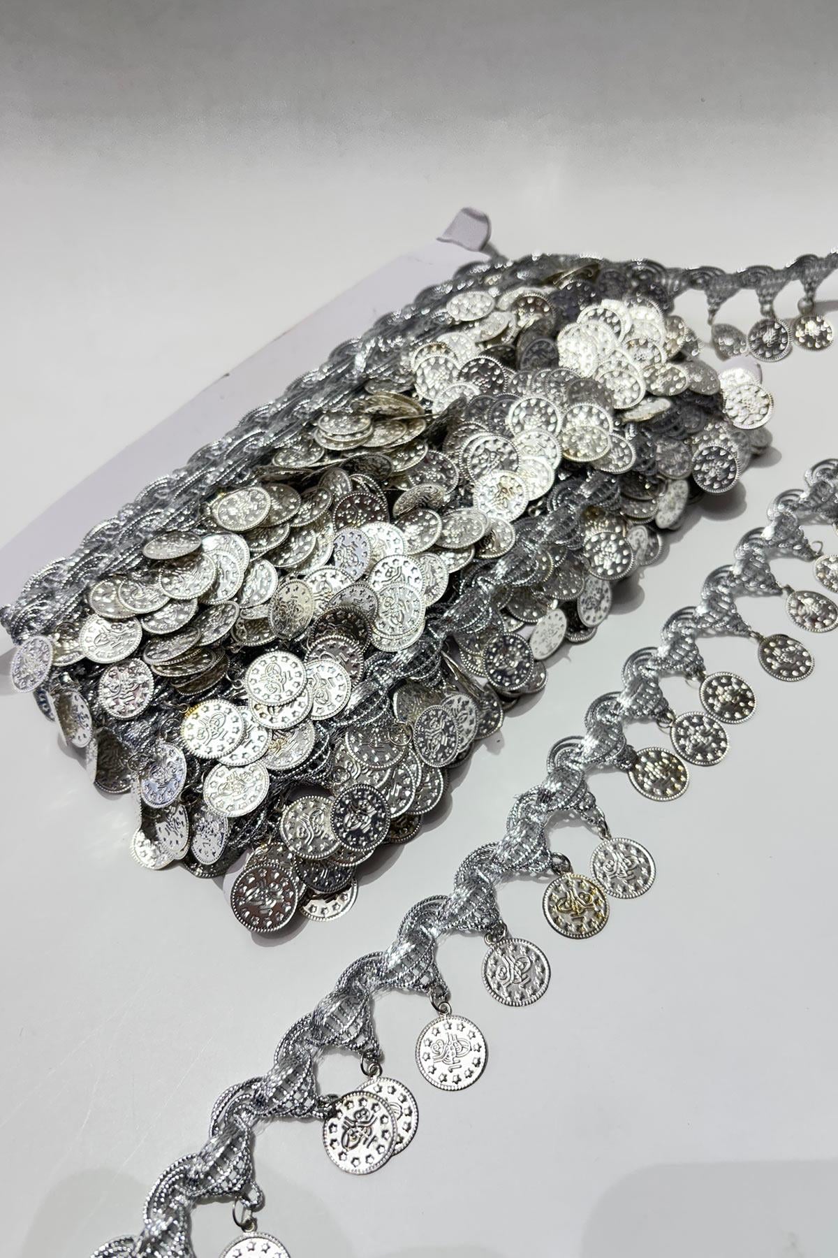 Gümüş Rengi Para Pullu Şerit Boncuk 