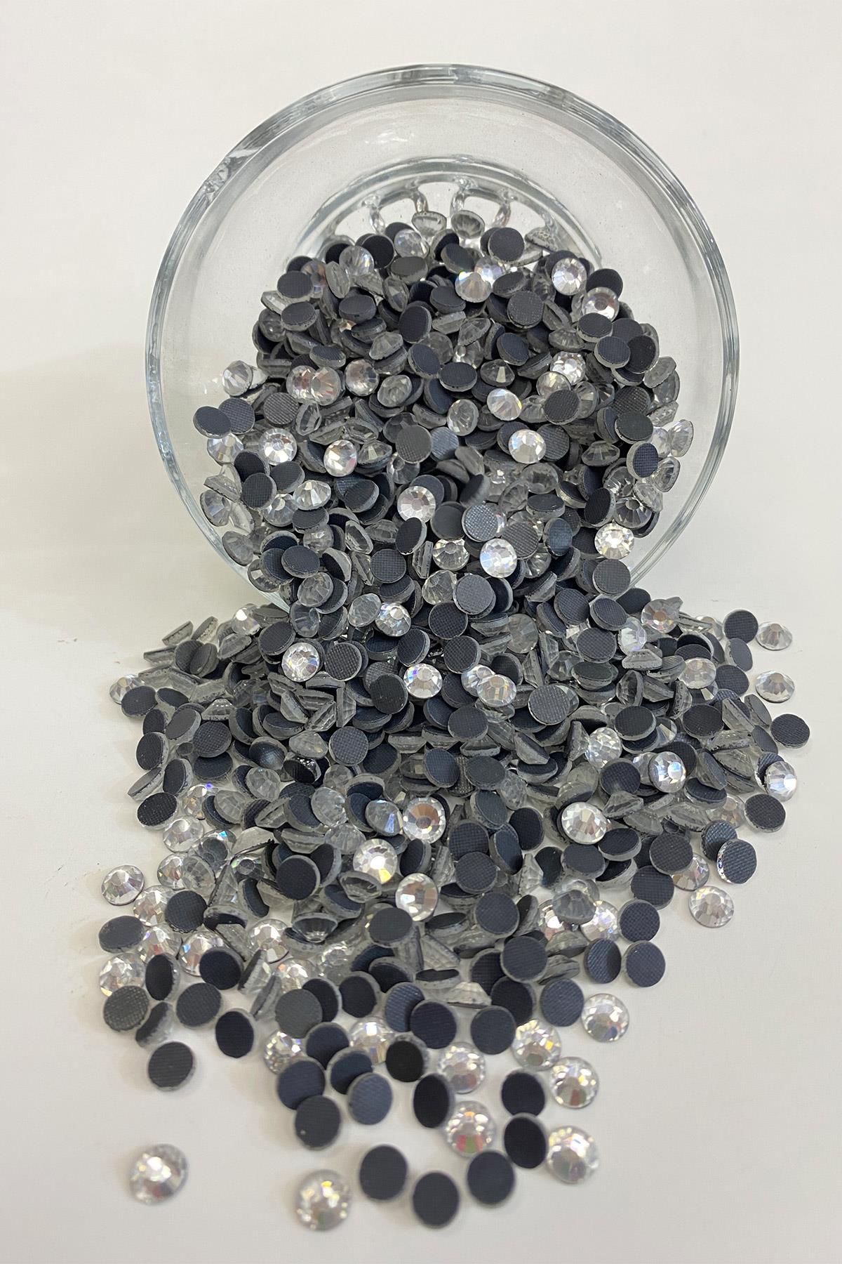Gümüş Ütüyle Yapışan Boncuk Ss30 6mm Yapıştırma Taş 25 grm