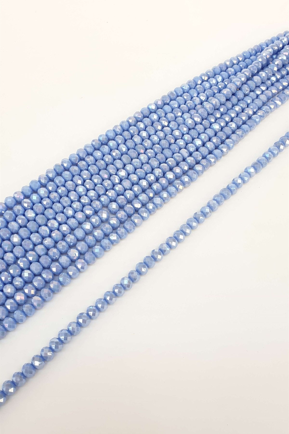 Janjanlı Açık Mavi Kristal Boncuk 8 mm
