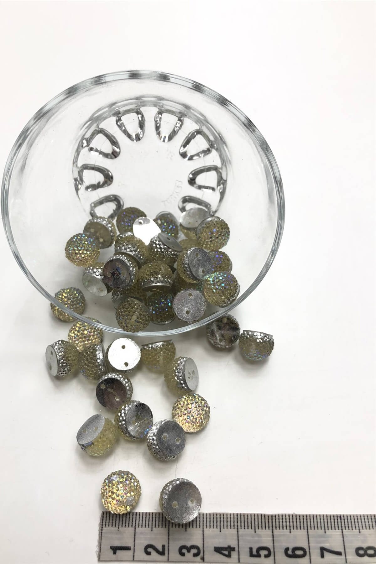 Janjanli Convex Round Plastic Studded Stone 20 pcs
