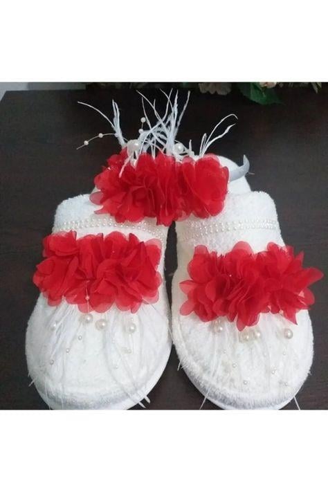 Kadın Kırmızı Lohusa Terlik Ve Tüylü İncili Taç