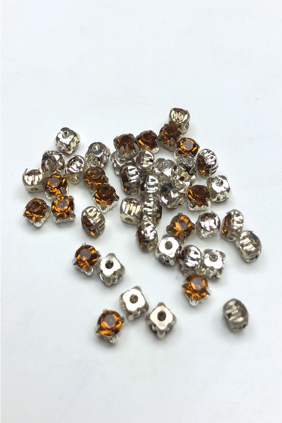 Brown Cased Plastic Strut Stone 25 pcs