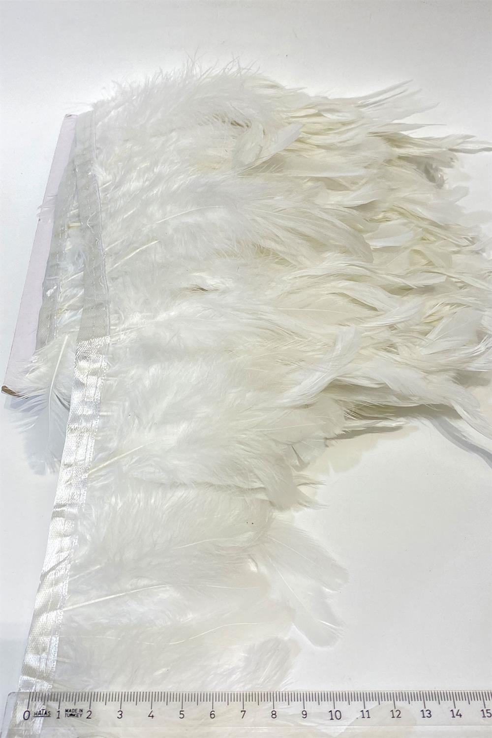 Kırık Beyaz Şandel Tüyü